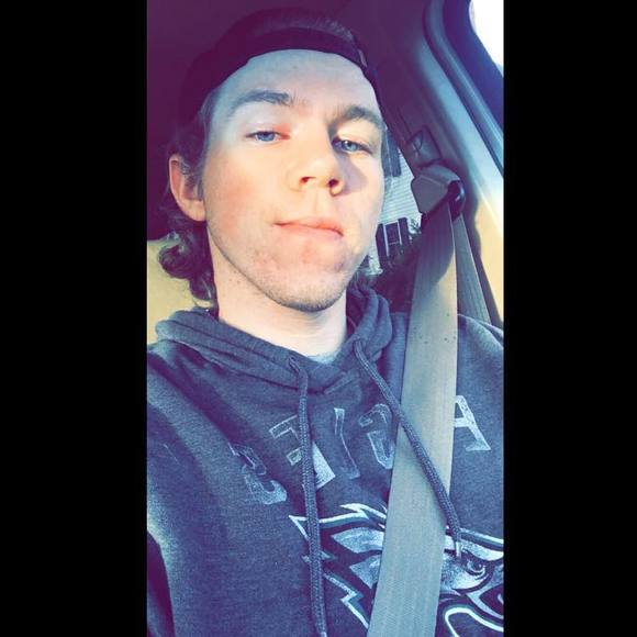 Profile Picture of Cole Randall (@colerandall) on Poshmark