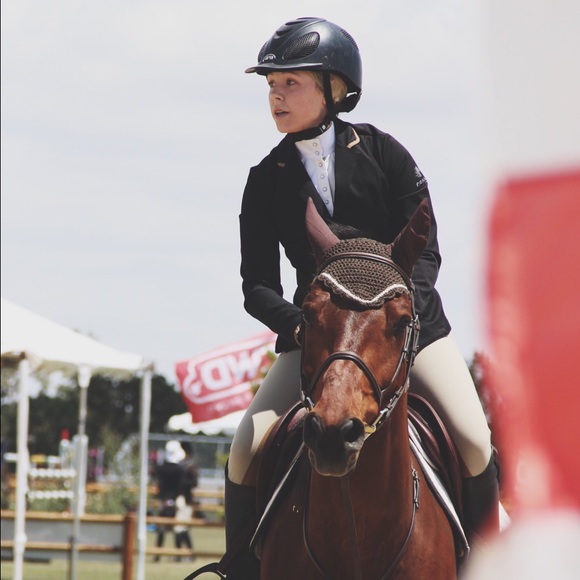 Profile Picture of Ashley Lecron (@ashleylecron) on Poshmark