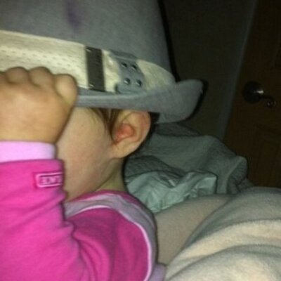 Profile Picture of Amy Irizarry (@amyeyleenr3) on Twitter