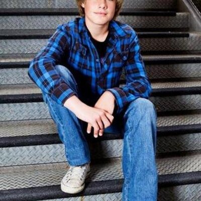 Profile Picture of Sean Emmett (@SeanEmmettYTT) on Twitter
