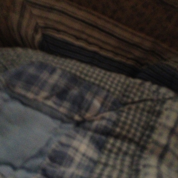 Profile Picture of Misty Ray (@mandrray) on Poshmark