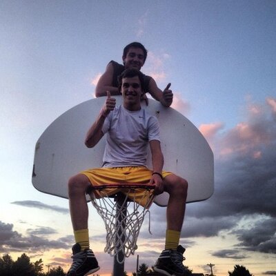 Steven Lindsey - Twitter Profile Picture of Steven Lindsey (@BreesBoy16) on Twitter