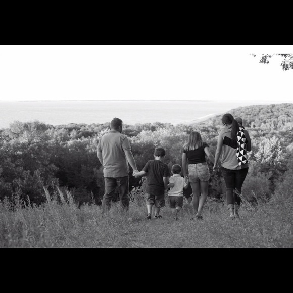 Profile Picture of Deedee Olson (@deeder314) on Poshmark