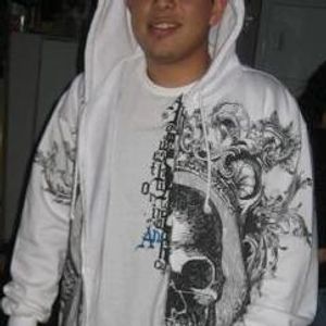 Profile Picture of Harry Castillo (@nicadaddy) on Myspace