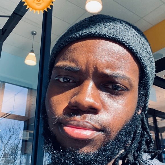 Profile Picture of David Barron (@barrondavid17) on Poshmark