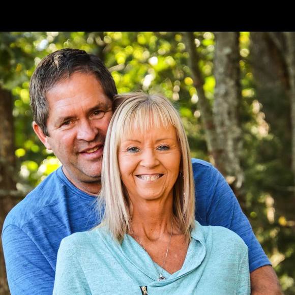 Profile Picture of Kevin Henson (@kevinhenson15) on Poshmark