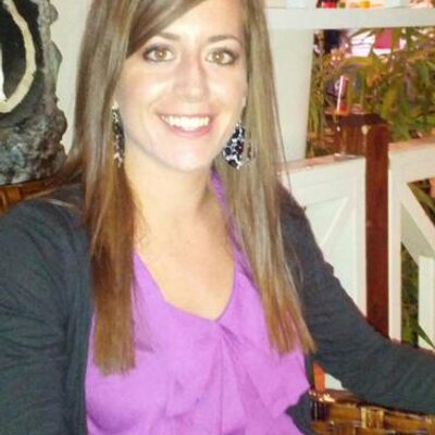 Profile Picture of Kayla Mitteness (@SewLittleCreate) on Twitter