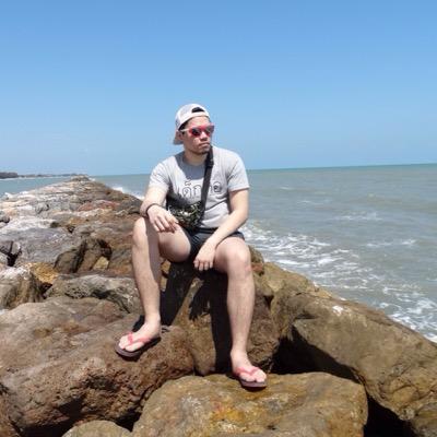 Profile Picture of Doe (@doe_damien) on Twitter