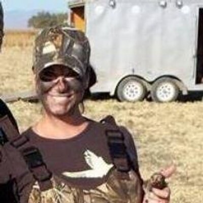 Profile Picture of Mandy (@FowlHuntress) on Twitter