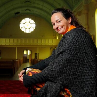 Profile Picture of Regina Lane (@lanewaypublish) on Twitter