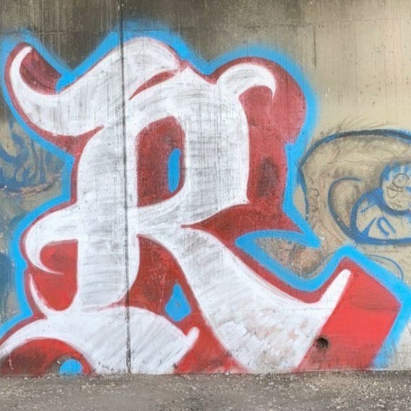 Profile Picture of Marcus Ramos (@mramos2123) on Poshmark