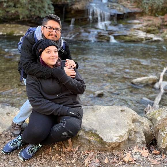 Profile Picture of Taylor Hadzicki (@tayhad) on Poshmark