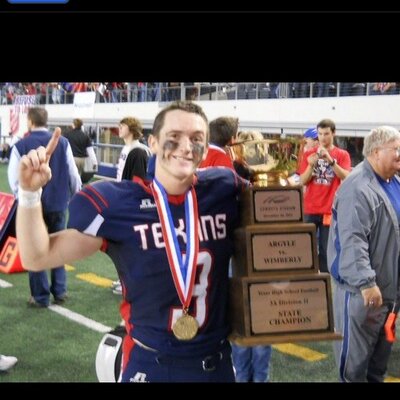 Profile Picture of Joshua Tug Mcroberts (@tugboat09) on Twitter