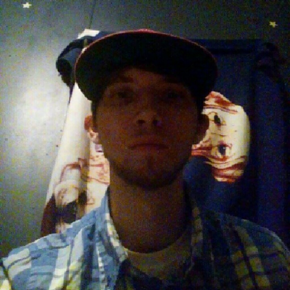 Profile Picture of Blake Rogers (@blakerogers9415) on Poshmark