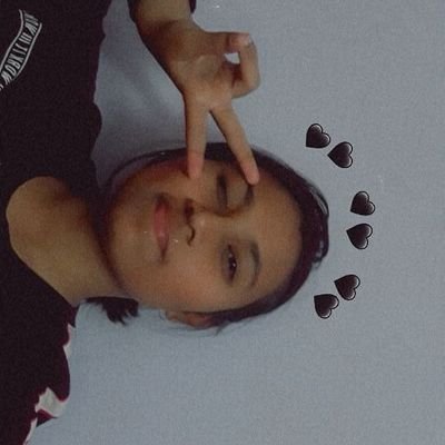 Profile Picture of Andy《 💜》 (@AndyDey11) on Twitter