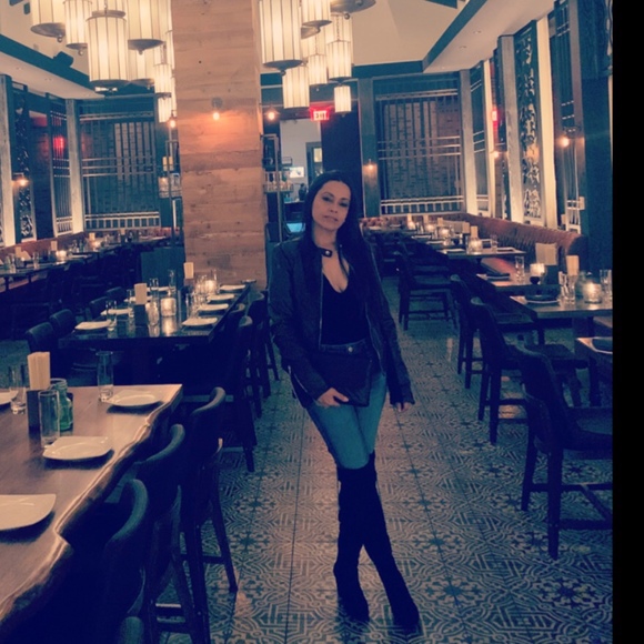 Profile Picture of Deborah Cruz (@dcruz000) on Poshmark