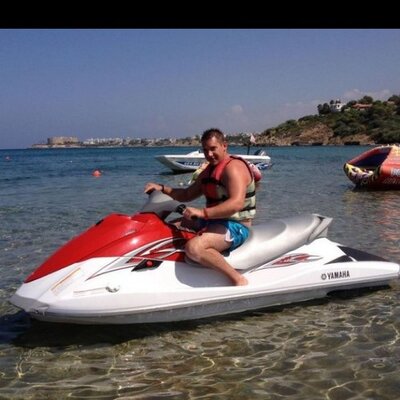 Profile Picture of Dan Robertshaw (@DanVarley87) on Twitter