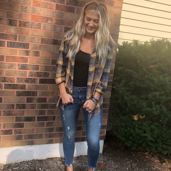 Profile Picture of Tarynn Tirpak (@tarynntirpak) on Poshmark