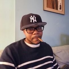 Profile Picture of Dijon Reid (@Smoov_hound) on Twitter