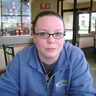 Profile Picture of Charlene Casey (@Boocasey) on Twitter