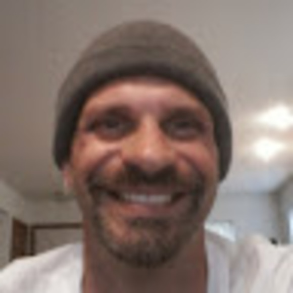 Profile Picture of John Walls (@74wwj37) on Poshmark