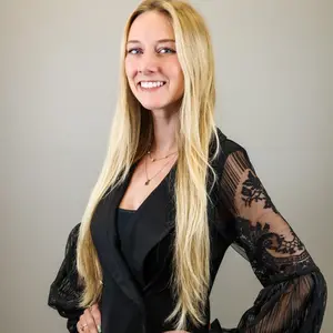 Alexis Sprankle - Tiktok Profile Picture of Alexis Sprankle (@soldbysprankle) on Tiktok