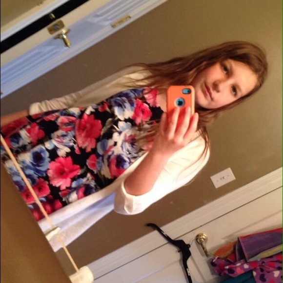 Profile Picture of Jade Lloyd (@maddie141414) on Poshmark