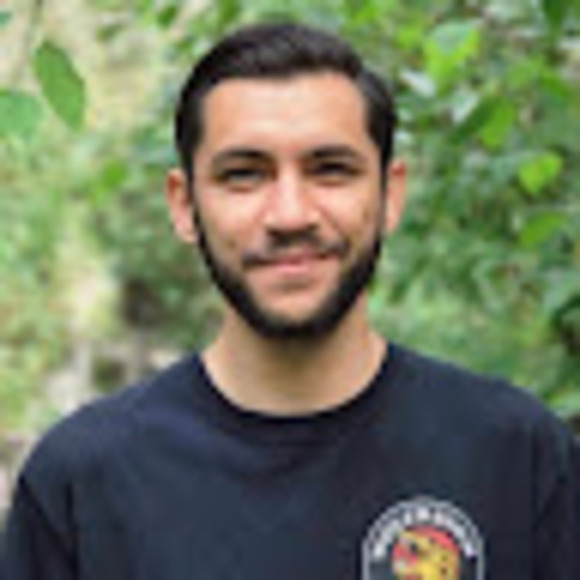 Profile Picture of Daniel Baxter (@itsdbax) on Poshmark