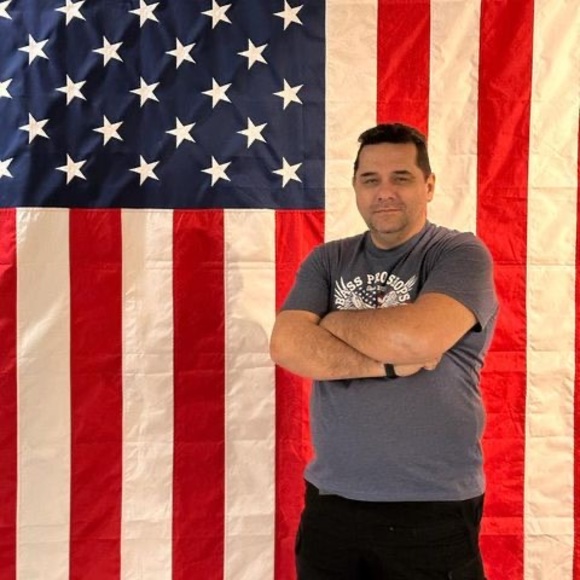 Kfir Cafir - Poshmark Profile Picture of Kfir Cafir (@cafir6443) on Poshmark