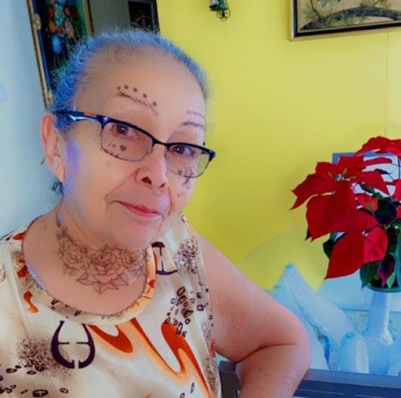 Profile Picture of Vicky Guzman (@vickyguzman787) on Poshmark