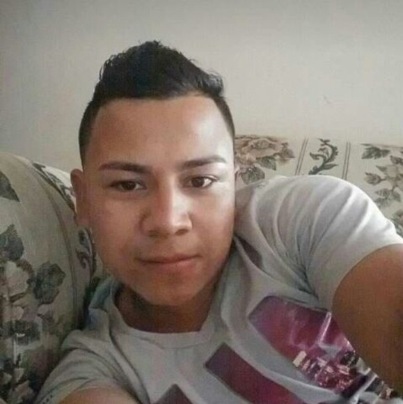 Profile Picture of Alex Paz (@pazalex0796) on Poshmark
