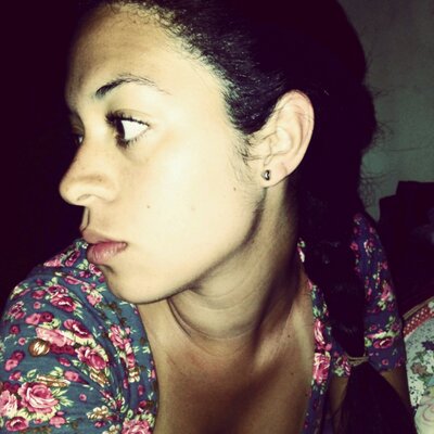 Profile Picture of Jessica Olivares (@JessiMOS) on Twitter