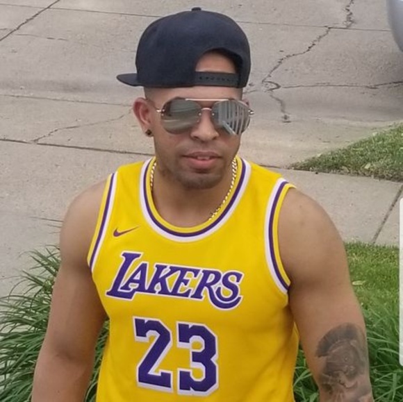 Profile Picture of Manchy Manchy (@manchymanchy) on Poshmark