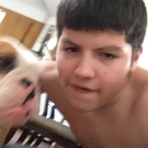 Profile Picture of Adrian Rendon (@adrian_rendon) on Poshmark