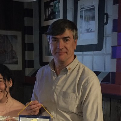 Profile Picture of Larry Farmer (@phoneyfarmer) on Twitter