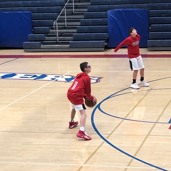 Profile Picture of Connor Stokes (@connorstokes3) on Poshmark