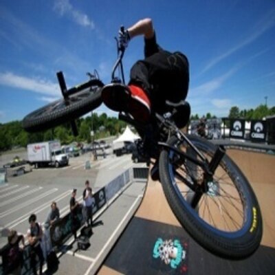 Profile Picture of Ossie James (@OssieJames2) on Twitter