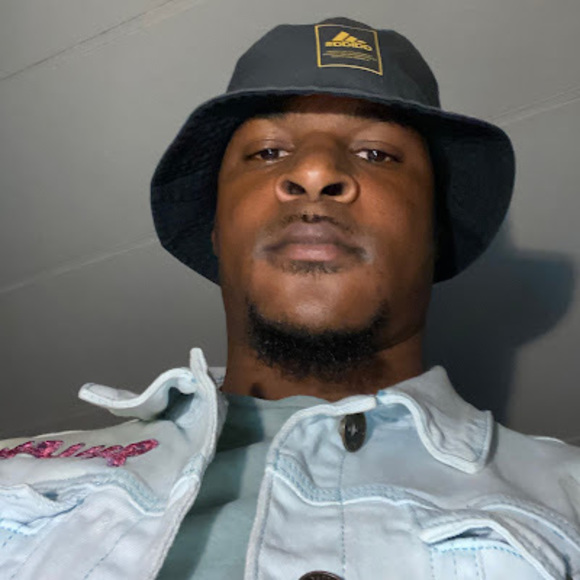 Profile Picture of Floyd Johnson (@jamaridadd) on Poshmark