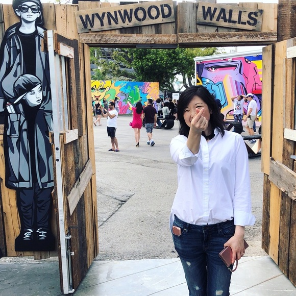 Profile Picture of Lisa Shim (@shimmie13) on Poshmark