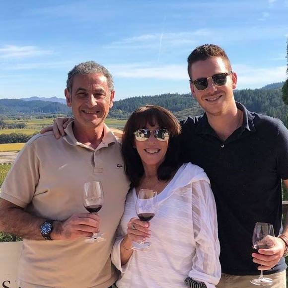 Profile Picture of Lauri Brendler (@laurenbrendlee) on Poshmark