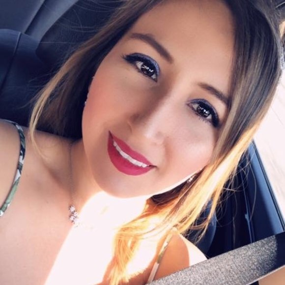 Profile Picture of Nora Paz-soldán schreiber (@noritandrea87) on Poshmark