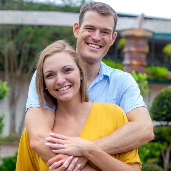 Profile Picture of Allison Moothart (@anm11h) on Poshmark