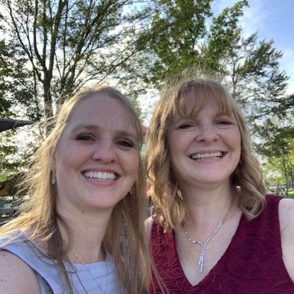 Danielle King vanone - Poshmark Profile Picture of Danielle King vanone (@danielleking112) on Poshmark