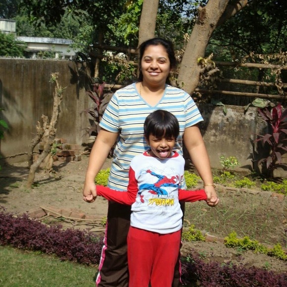 Kalapi Roy-neogi - Poshmark Profile Picture of Kalapi Roy-neogi (@kroyne) on Poshmark