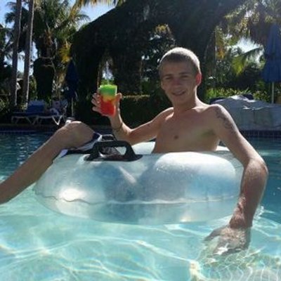 Profile Picture of Sam Parr (@sam_parr_) on Twitter