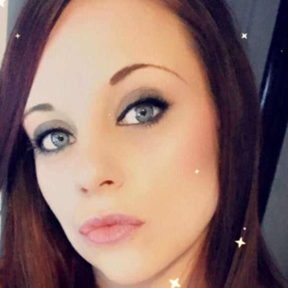 Profile Picture of Lorin Lambert (@lorinlambert) on Poshmark