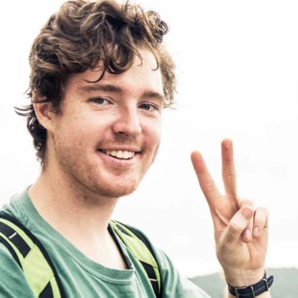 Profile Picture of David March (@daviddelong363) on Poshmark