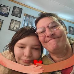 Profile Picture of leneewillett (@leneewillett) on Tiktok