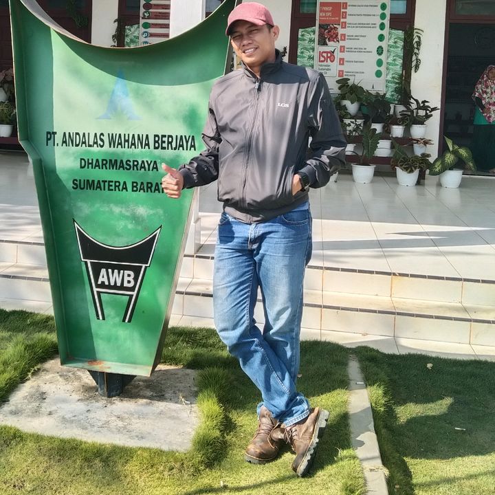 Profile Picture of Herbert Tulus (@herberttulus) on Tiktok
