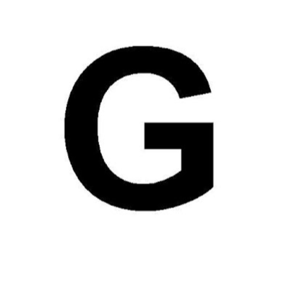 Profile Picture of Gianna Chapins (@giannac125) on Poshmark